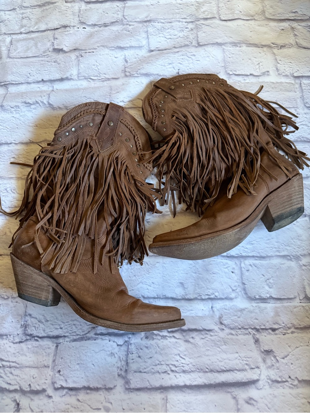 Liberty black Vegas fringe boots